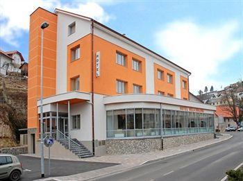 Hotel Bela Krajina Metlika Buitenkant foto