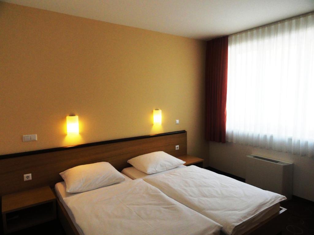 Hotel Bela Krajina Metlika Kamer foto