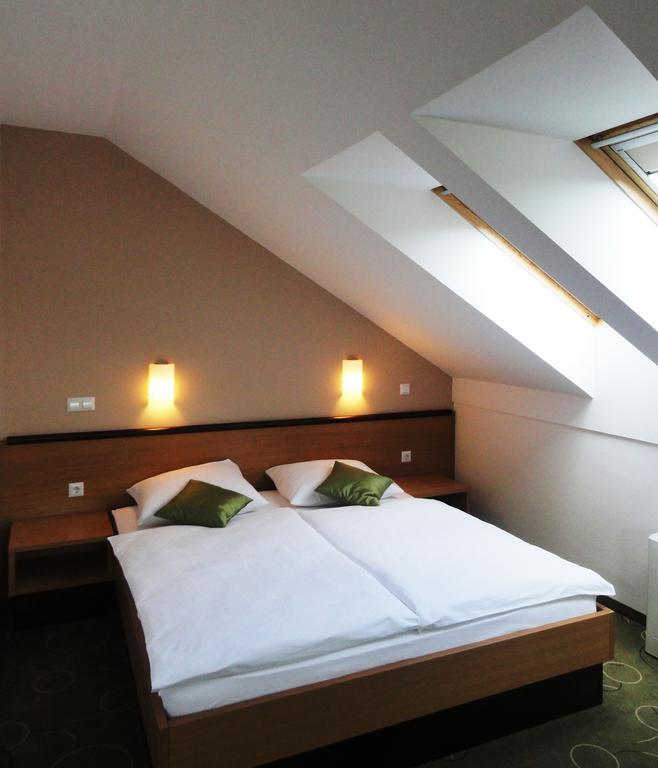Hotel Bela Krajina Metlika Kamer foto