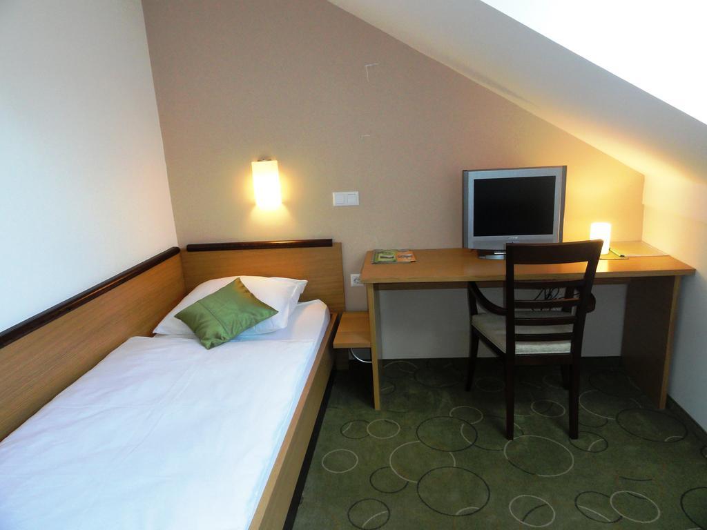 Hotel Bela Krajina Metlika Kamer foto