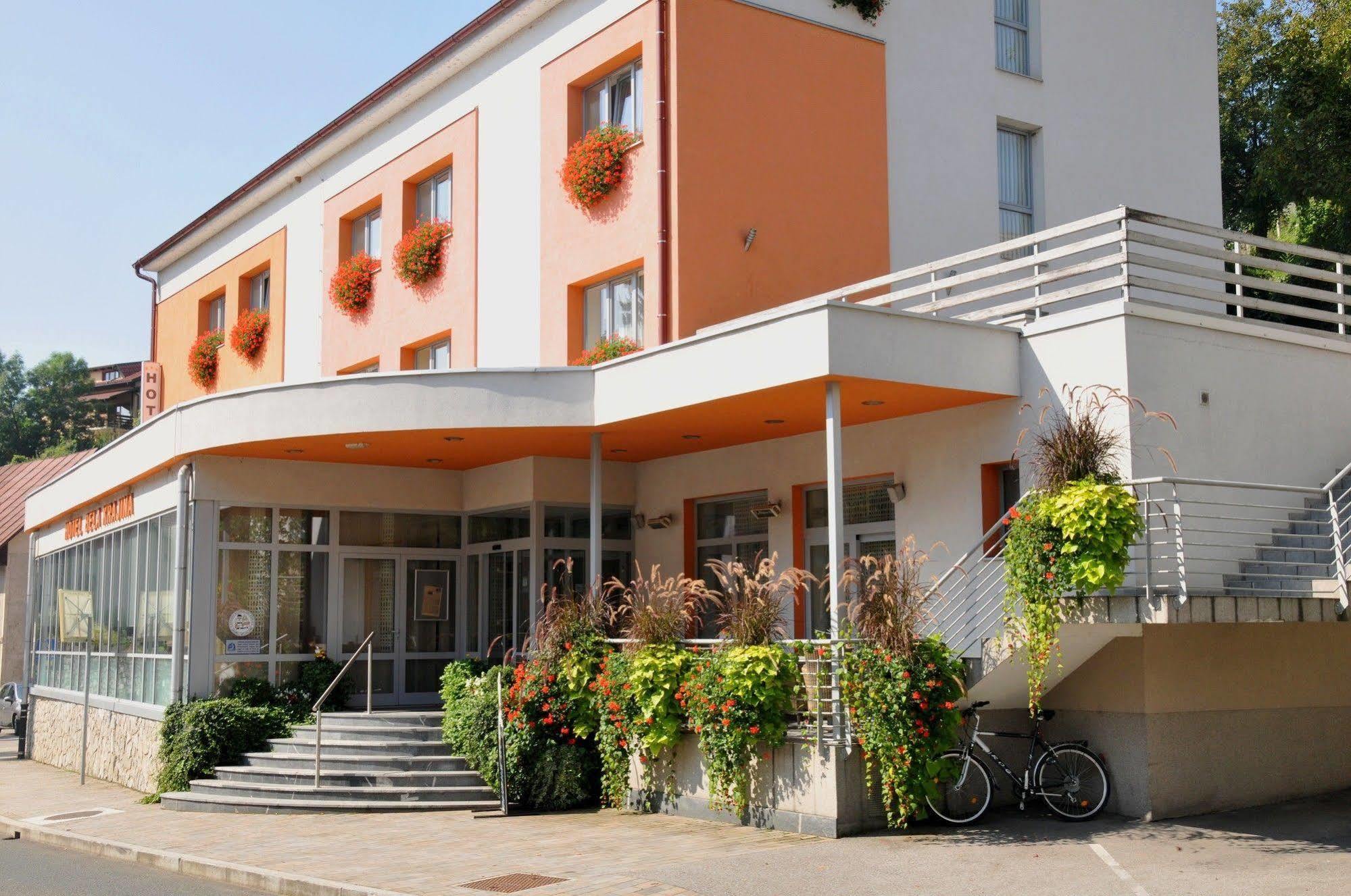 Hotel Bela Krajina Metlika Buitenkant foto